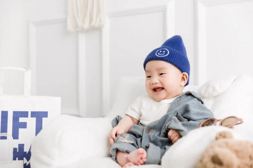 儋州宝宝有黄疸手却很白 儋州宝宝有黄疸手却很白